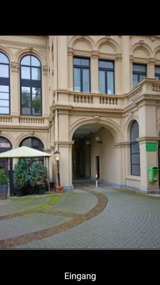 1 Zimmer Wohnung Mit Der Terrasse In Der Innenstadt Wiesbaden Esterno foto